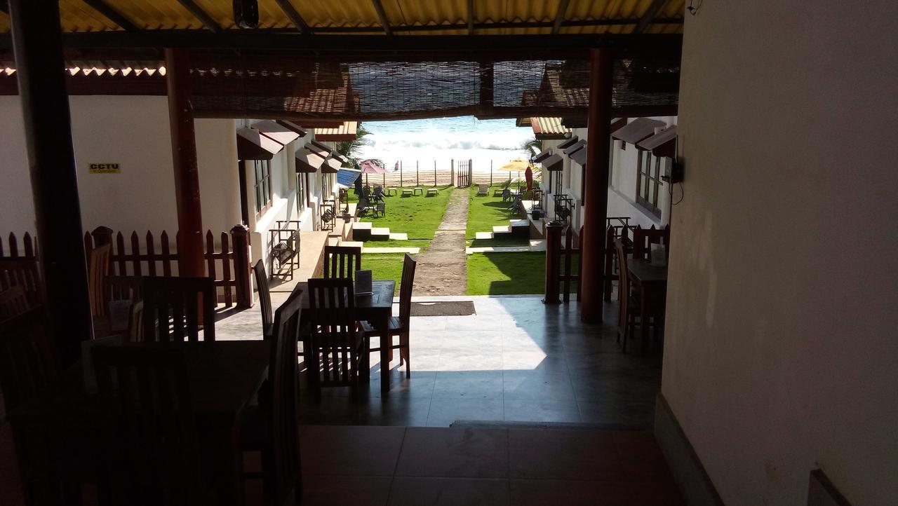 Ramon Beach Resort Амбаланґода Екстер'єр фото