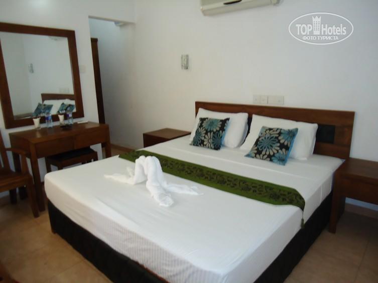 Ramon Beach Resort Амбаланґода Екстер'єр фото